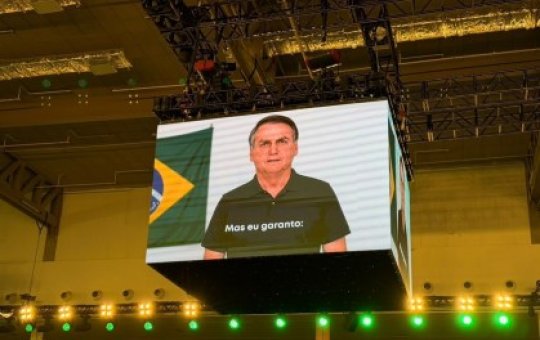 Vídeo de Bolsonaro feito por IA pode levar campanha de Flávio à Justiça Eleitoral