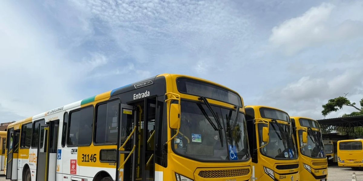 Confrontos suspendem circulação de ônibus no Nordeste de Amaralina e deixam moradores sem transporte