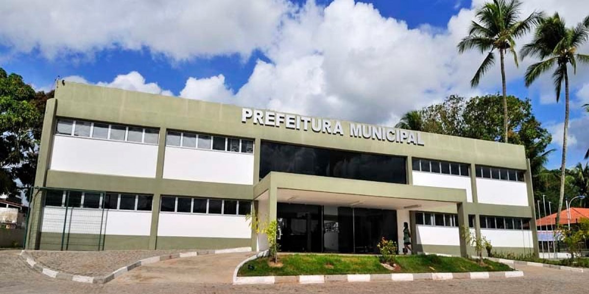 Prefeitura de Mata de São João é acusada de falta de transparência em processo de licitação