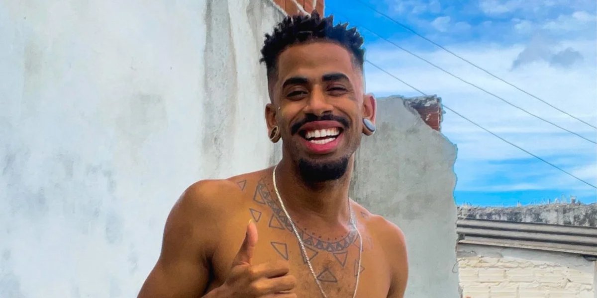 Cantor cria vaquinha de R$ 1 milhão para comprar casa e quitar aluguel atrasado; campanha gera críticas