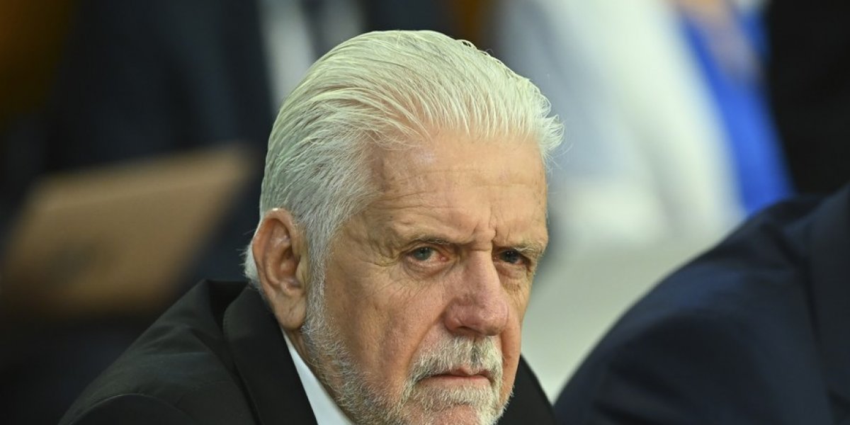 PF detalha investigação contra Jaques Wagner e aponta 74 ligações com ex-sócio do Banco Master