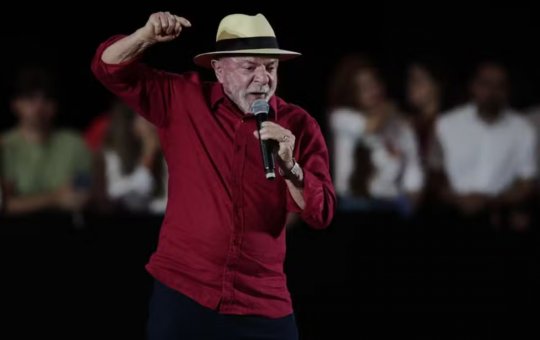 Lula afirma que extrema direita não voltará ao poder enquanto ele estiver vivo