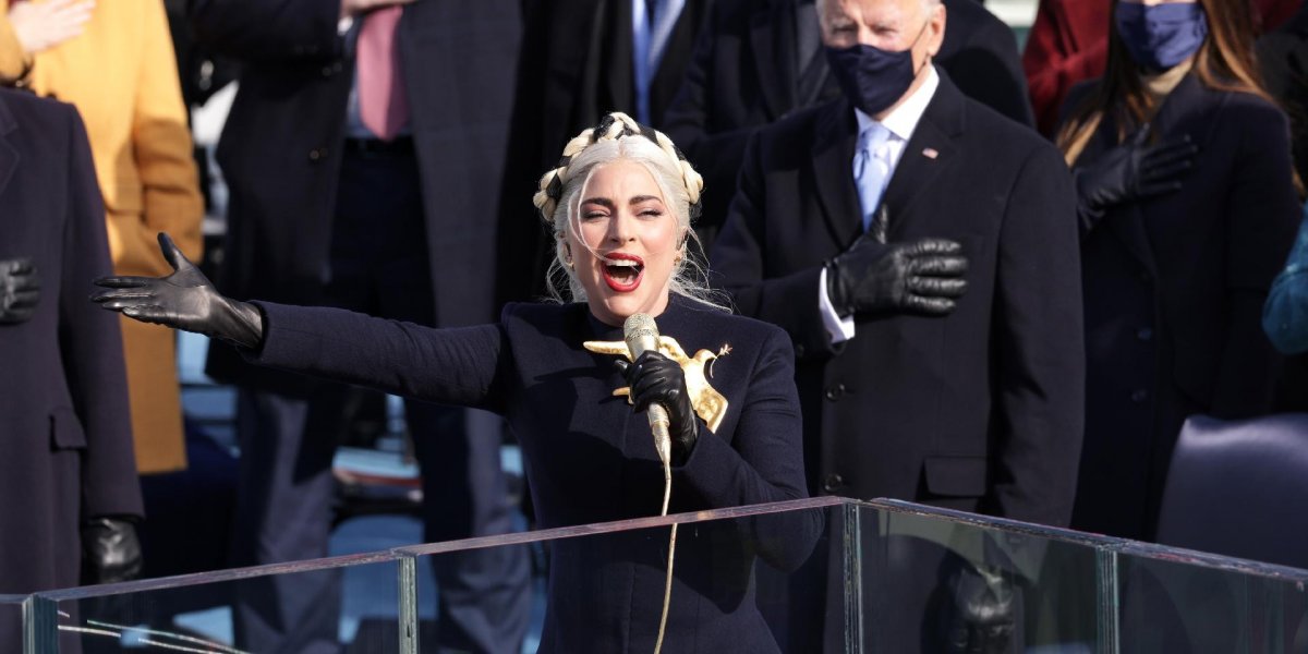 Lady Gaga diz que usou vestido à prova de balas na posse de Joe Biden