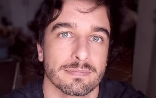 Ator acusado de estupro contra criança de 5 anos diz ter se confundido com namorada