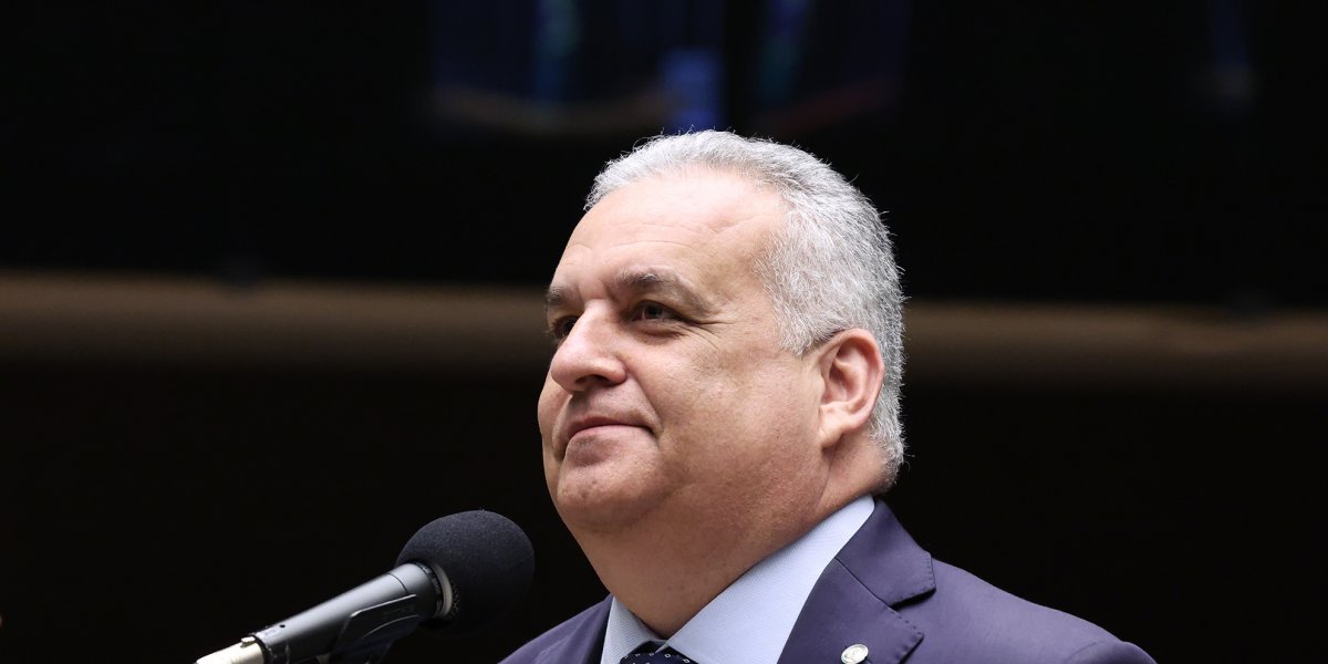 Ex-promotor e relator da CPMI do INSS: saiba quem é Alfredo Gaspar, vice de Flávio Bolsonaro