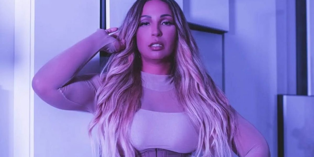 Após ficar internada com pneumonia, Valesca Popozuda recebe alta hospitalar