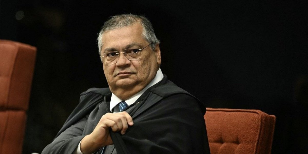 Flávio Dino manda PF investigar suspeitas de desvios de R$ 55,4 milhões em emendas Pix