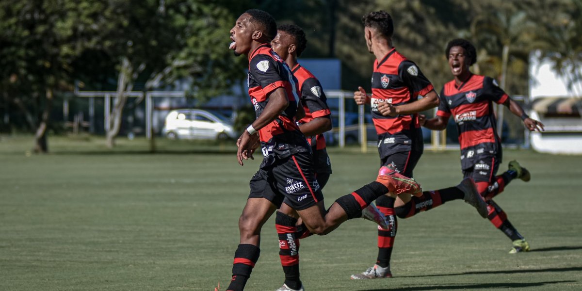Vitória vence o Bahia na estreia da Copa do Nordeste sub-20