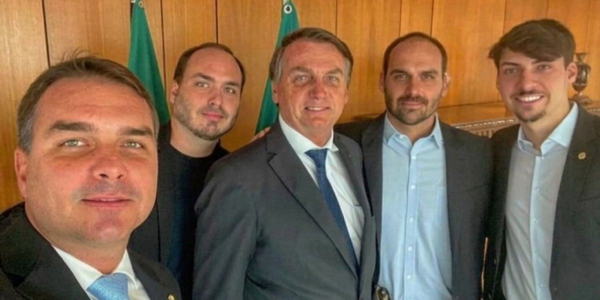 Moraes nega pedido da defesa de Bolsonaro para que filhos o visitem no Dia dos Pais