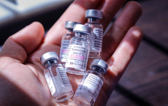 Dr. Raymundo Paraná compara uso de testosterona à cocaína e alerta para riscos à saúde das mulheres