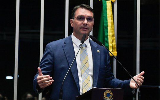 Flávio aparece no TSE filiado ao Missão e PL diz não ter conseguido registrar candidatura