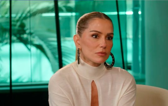 Deborah Secco revela agressões em relacionamentos do passado: “Fui trancada para não poder comer”