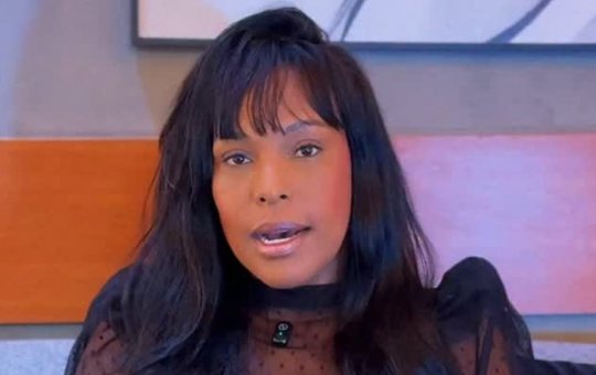 Ex-BBB Sol Vega diz que menopausa contribuiu para sua expulsão do BBB 26