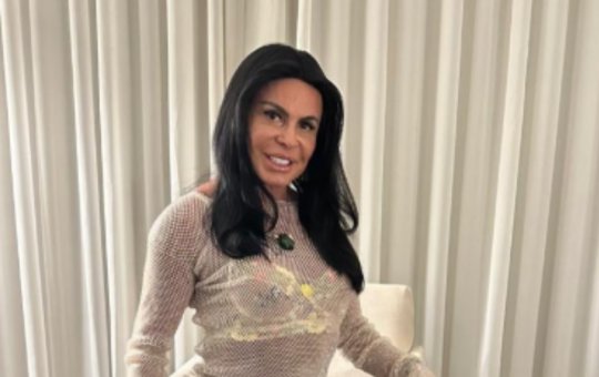 Gretchen abandona palco durante show e explica motivo: “Não dava para continuar”