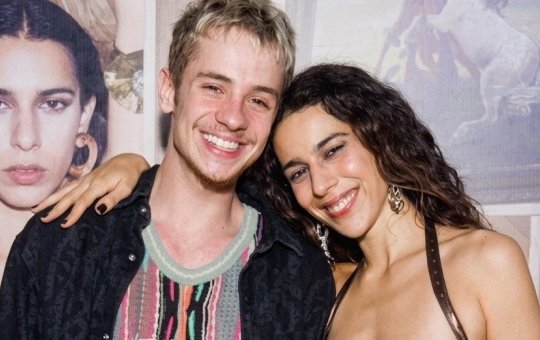 Juliano Floss anuncia fim do namoro com Marina Sena