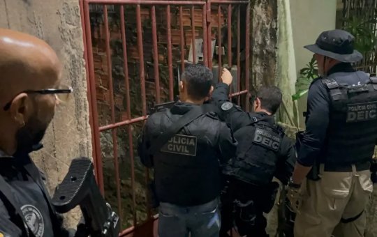 Trio é preso durante operação contra roubo de eletrônicos em Salvador