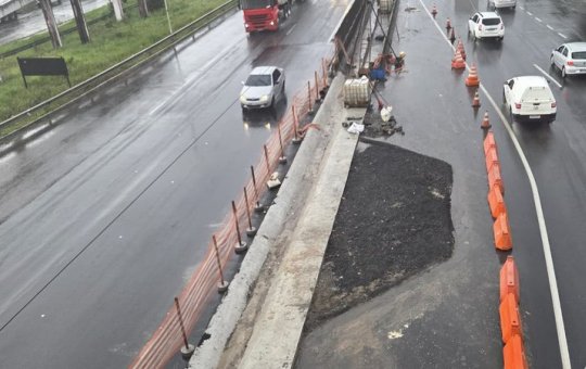 Buraco na BR-324 é fechado após virar tema da campanha para governador da Bahia