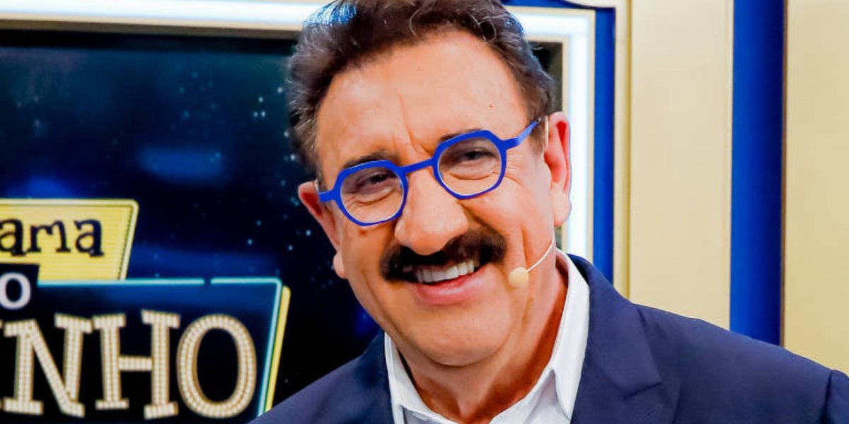 Ratinho ironiza rumor de traição e brinca ao falar sobre supostas amantes