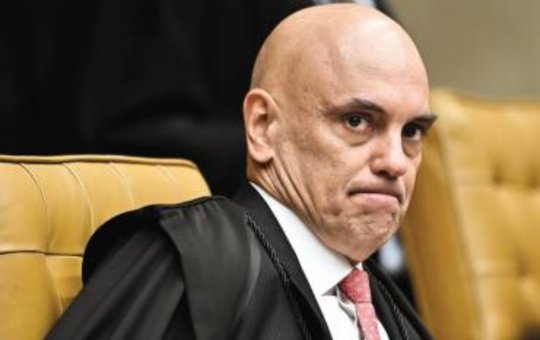 Alexandre de Moraes defende retomada do diploma obrigatório para jornalistas