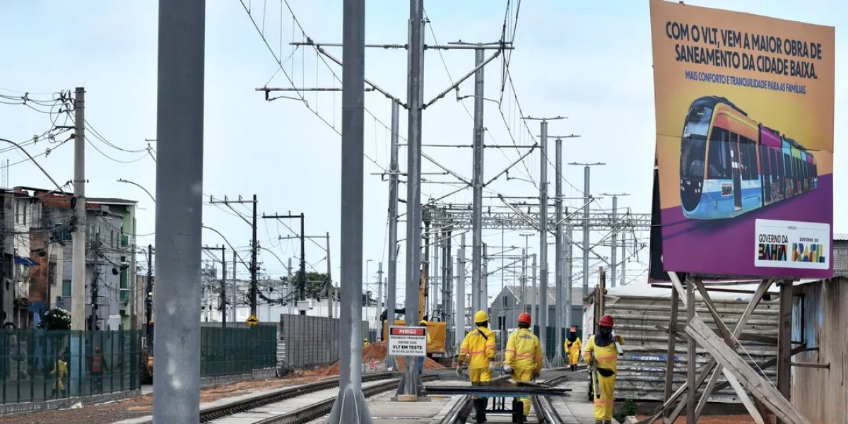 Obras do VLT Salvador alteram trânsito na BR-324 durante a noite até setembro