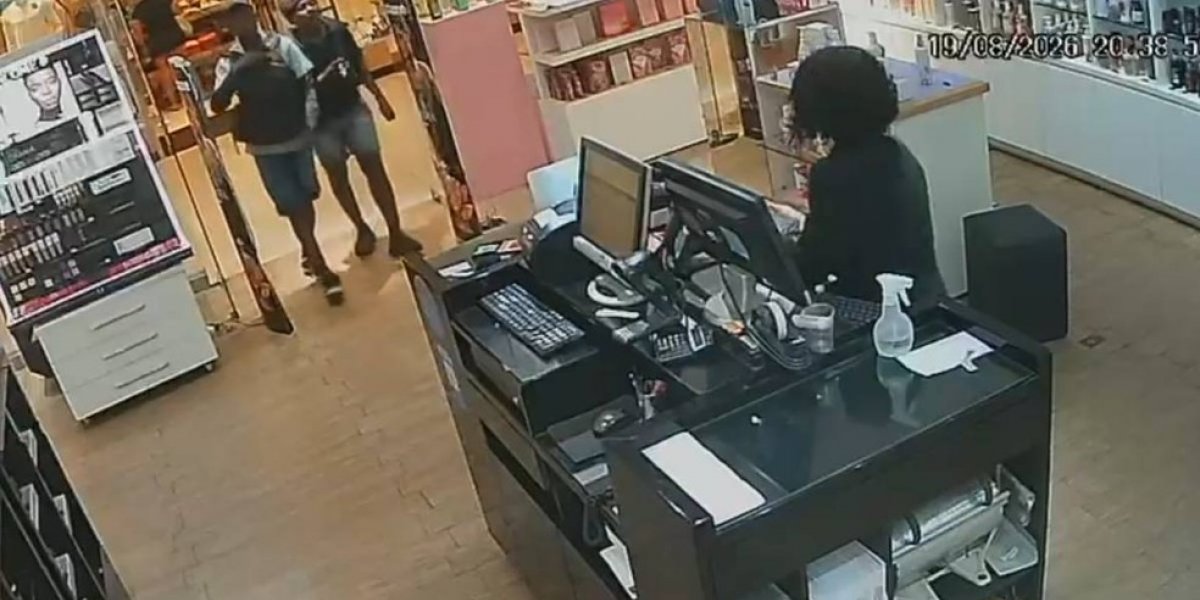 Homens armados assaltam loja de perfumes e causam prejuízo de R$ 16 mil em Salvador