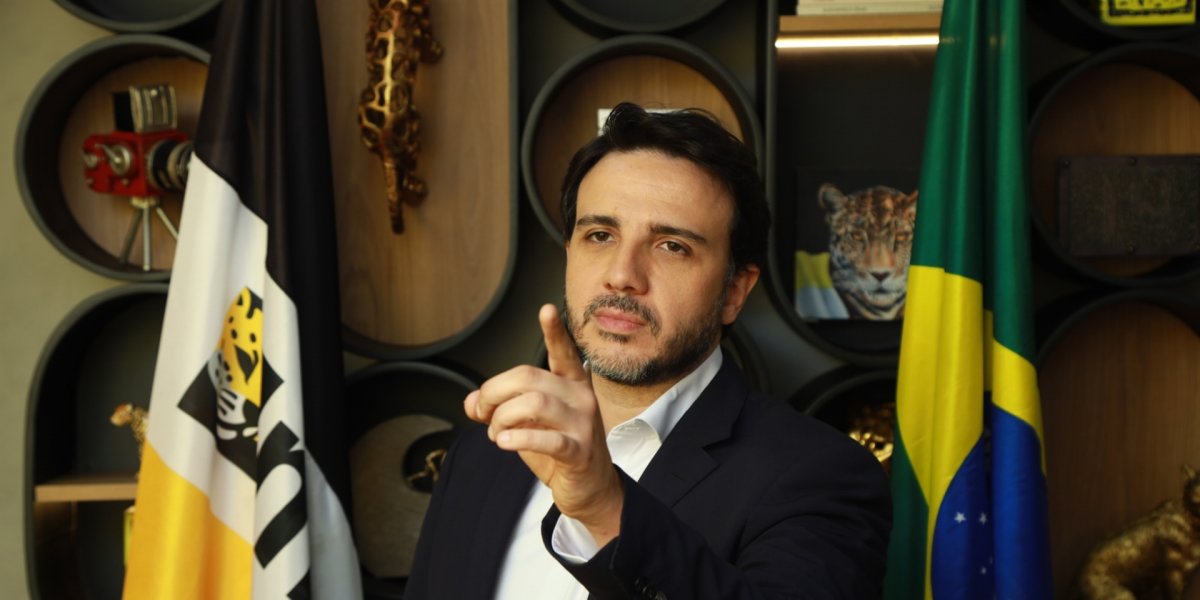 Renan Santos critica volta do diploma para jornalistas: “Não precisa”