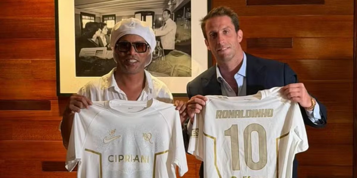 Ronaldinho acerta retorno ao futebol profissional em time da 3ª divisão da Itália