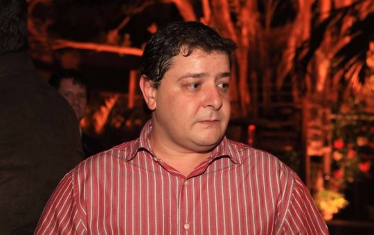 Lulinha aciona Justiça contra Flávio Bolsonaro por vídeo com inteligência artificial