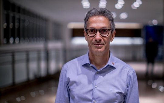 Romeu Zema também desiste de participar de debate, após ausência de Lula e Flávio