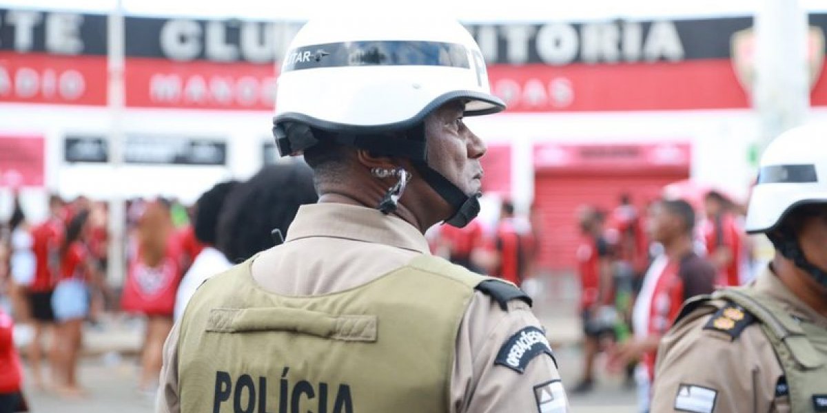 Torcedores de torcida organizada são presos após morte de motociclista na Via Regional