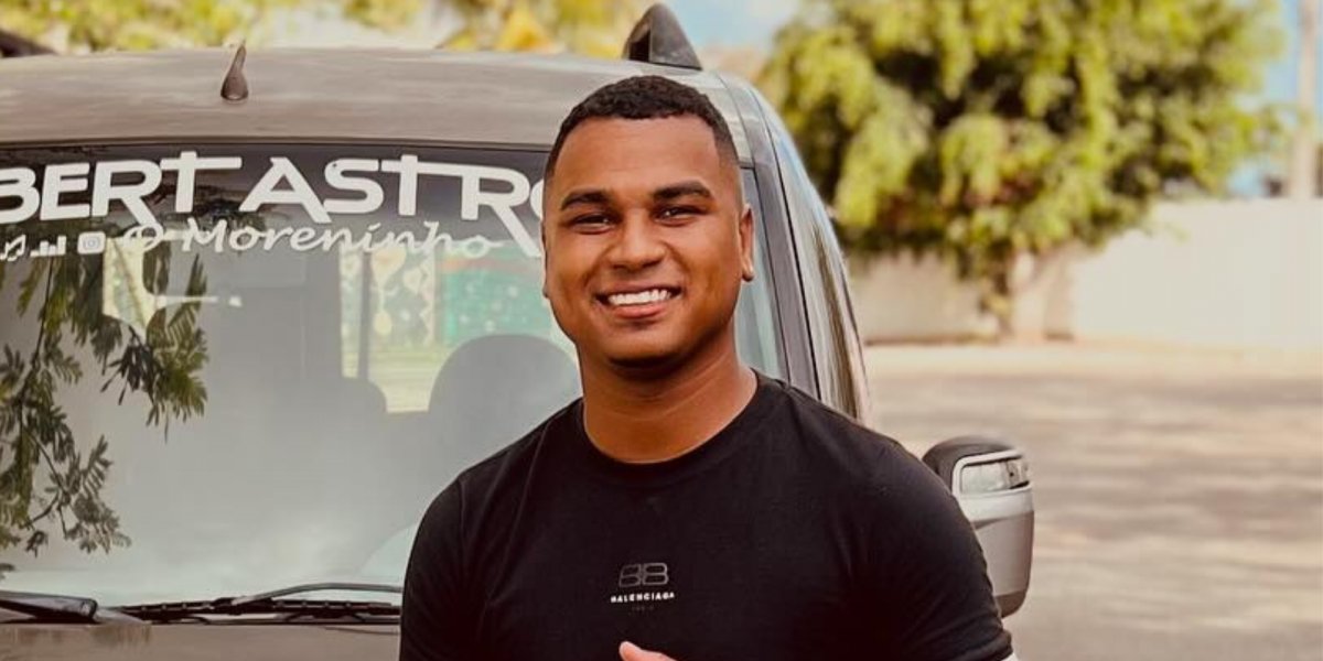 Cantor de 25 anos tem as duas pernas amputadas após ser atingido por caminhonete na Bahia