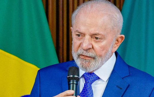 Lula sugere programa para auxiliar clubes brasileiros endividados