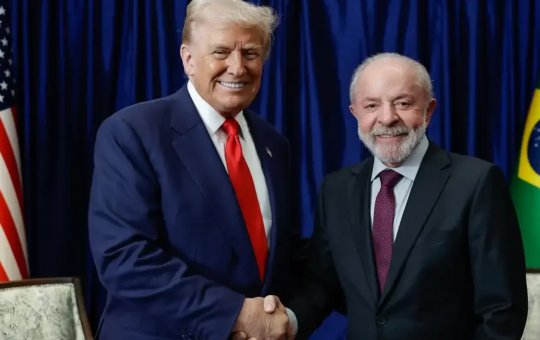 Brasil e EUA reabrem diálogo sobre tarifaço após conversa entre Lula e Trump