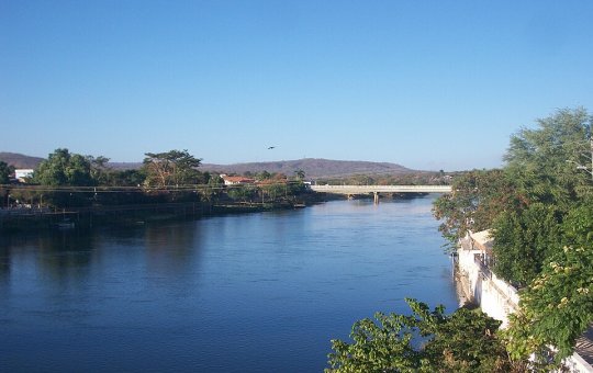 Jovem morre afogado ao tentar atravessar rio na Bahia