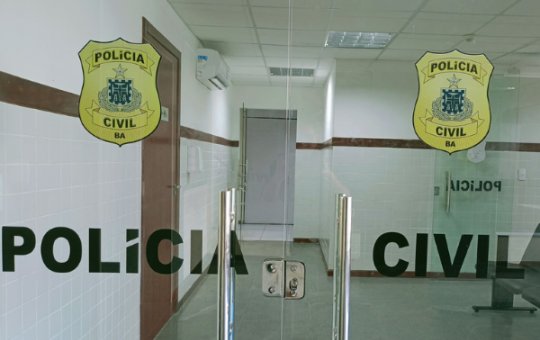 Adolescente de 17 anos é apreendido suspeito de assaltar duas mulheres em Feira