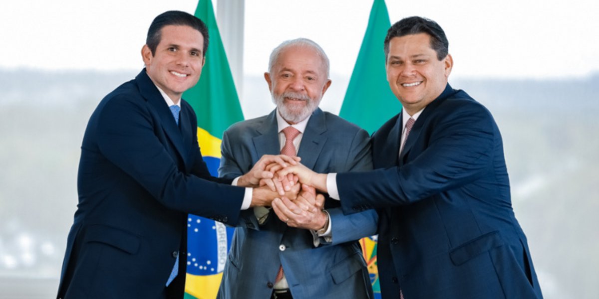 Lula, Alcolumbre e Hugo Motta firmam acordo para votar fim da taxa das blusinhas