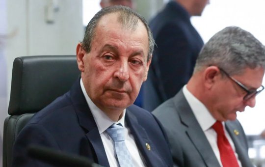 Relator mantém texto da Câmara e acelera votação do fim da escala 6x1 após rejeitar mudanças