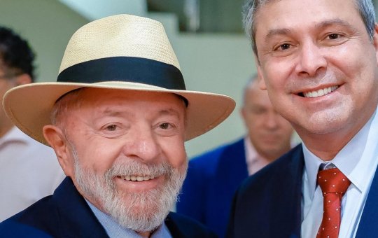 Lindbergh Farias elogia Lula após entrevista no Jornal Nacional: “Nota 10 ou melhor, 13”