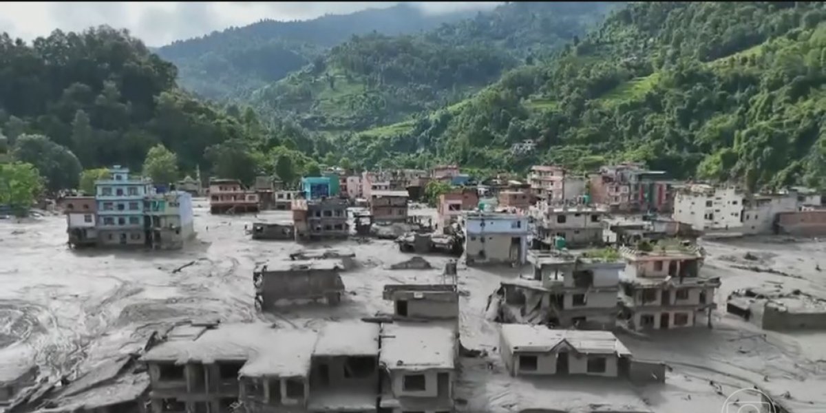 Tragédia no Himalaia deixa 584 mortos e mais de 1,5 mil desaparecidos entre Nepal e Tibete