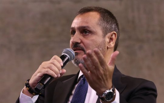 Diretor-geral afirma que PF é autônoma e trabalha sem proteger nem perseguir ninguém