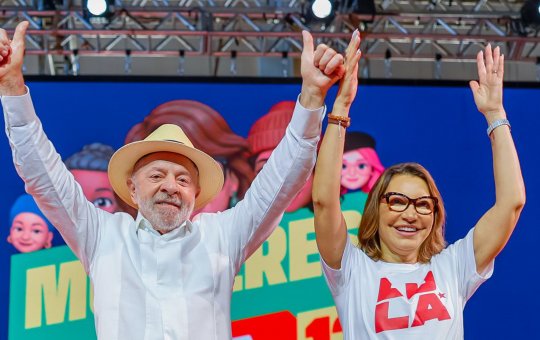 Lula se confunde durante discurso e chama Janja pelo nome de  Marisa Letícia
