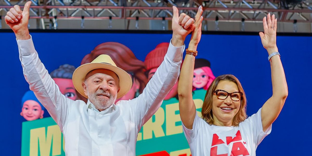 Lula se confunde durante discurso e chama Janja pelo nome de  Marisa Letícia