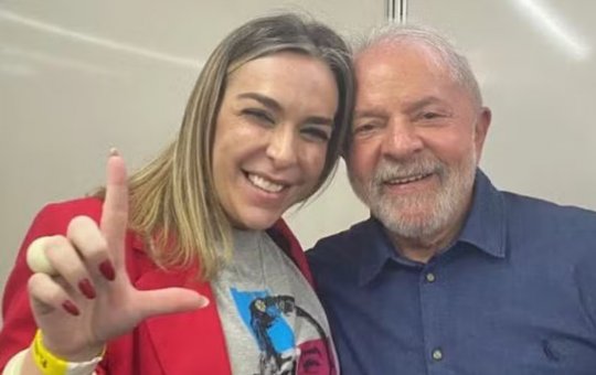Após fala de Lula no JN, Roberta Luchsinger desativa perfil onde aparecia ao lado do presidente