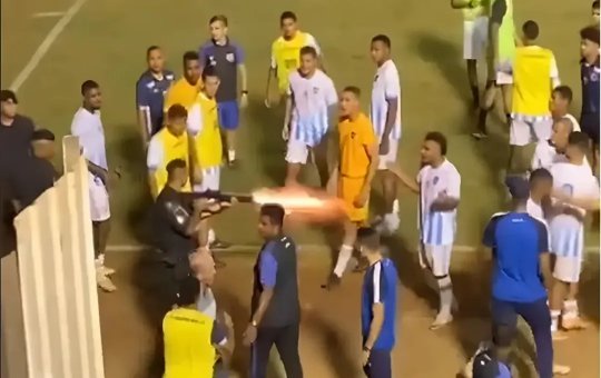Estado de Goiás é condenado a pagar R$ 97 mil a goleiro atingido por pm em campo