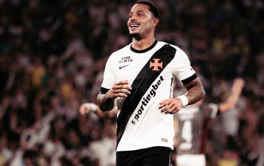Jogador do Vasco é alvo de busca em investigação sobre tráfico de armas e drogas