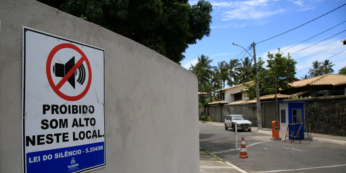 Lei do Silêncio não determina fim do barulho às 22h em todo o Brasil; entenda as regras