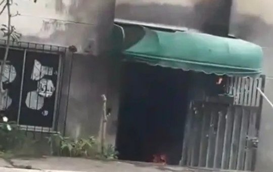 Incêndio atinge apartamento e assusta moradores de prédio em Lauro de Freitas