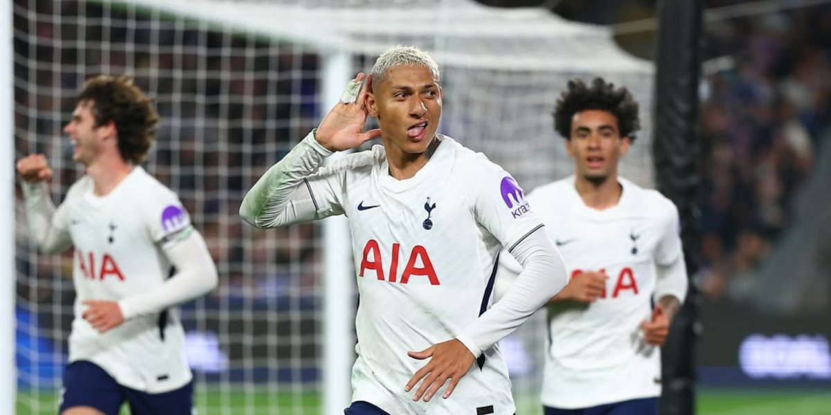 Richarlison se pronuncia após possível retorno ao Everton e indica permanência no Tottenham