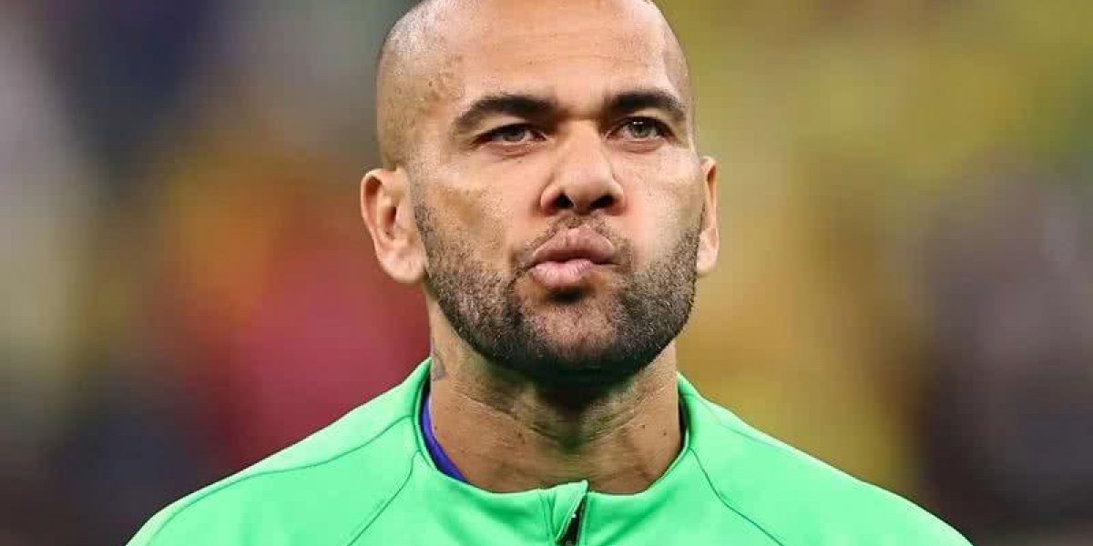 Daniel Alves perde batalha na Justiça e terá que pagar R$ 11,6 milhões a clube