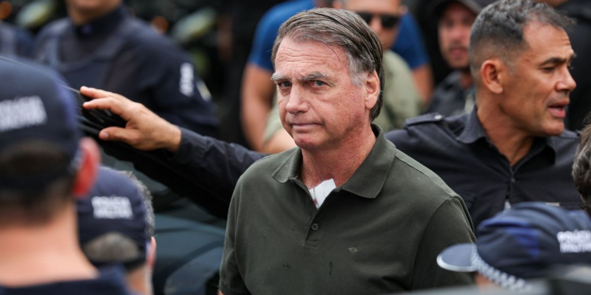 Defesa de Bolsonaro pede a Moraes o retorno de ex-assessores afastados após investigação sobre vacinação